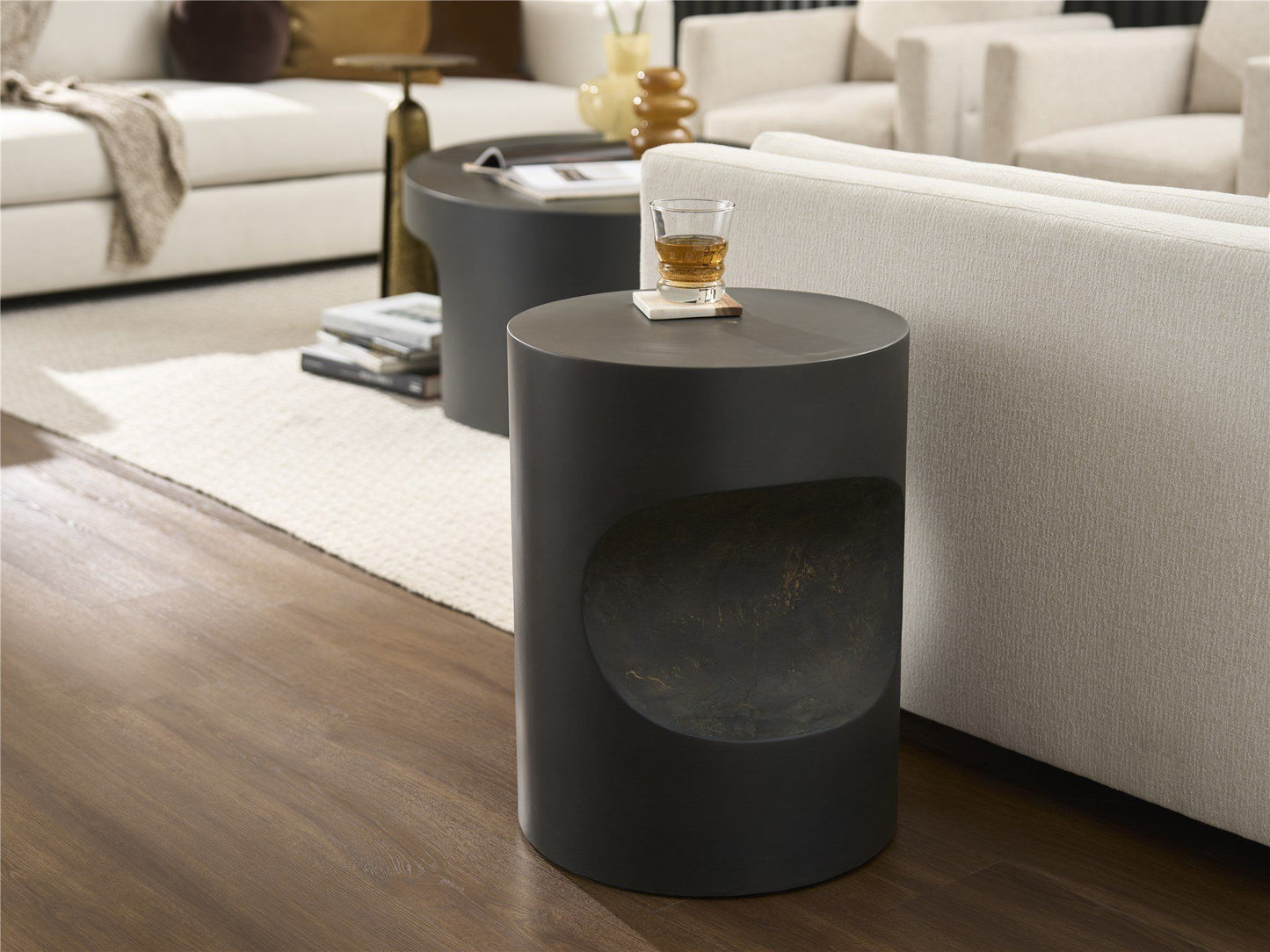 Modern - Concrete Side Table - Black