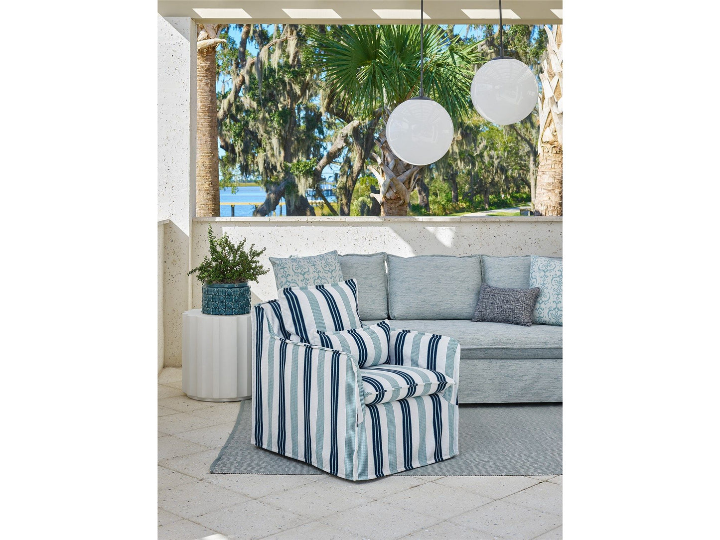 Coastal Living Outdoor / Siesta Key - Outdoor Swivel Chair, Special Order - Blue