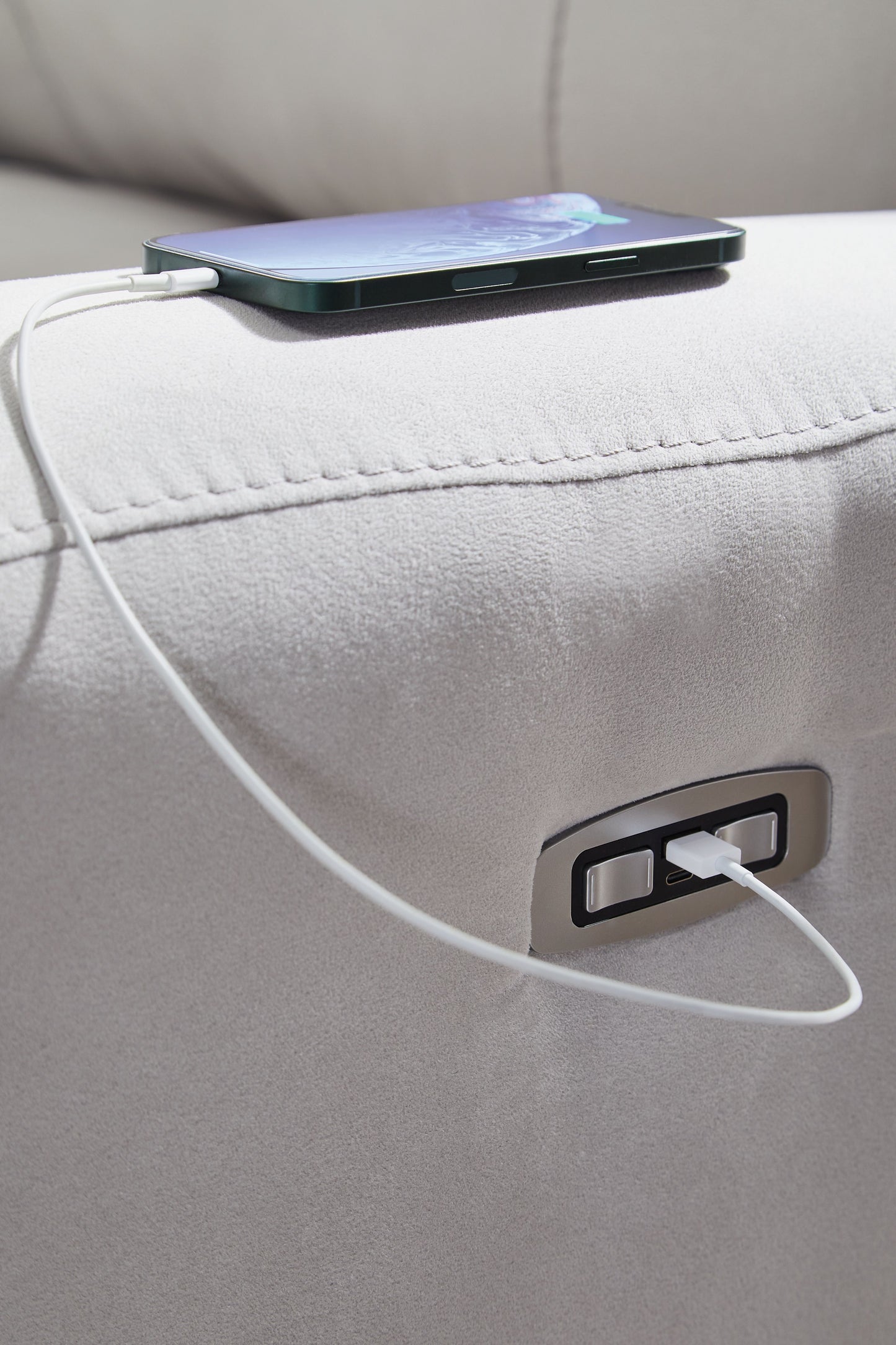 Social Pointe - Power Recliner / Adjustable Headrest - Pearl / Ash