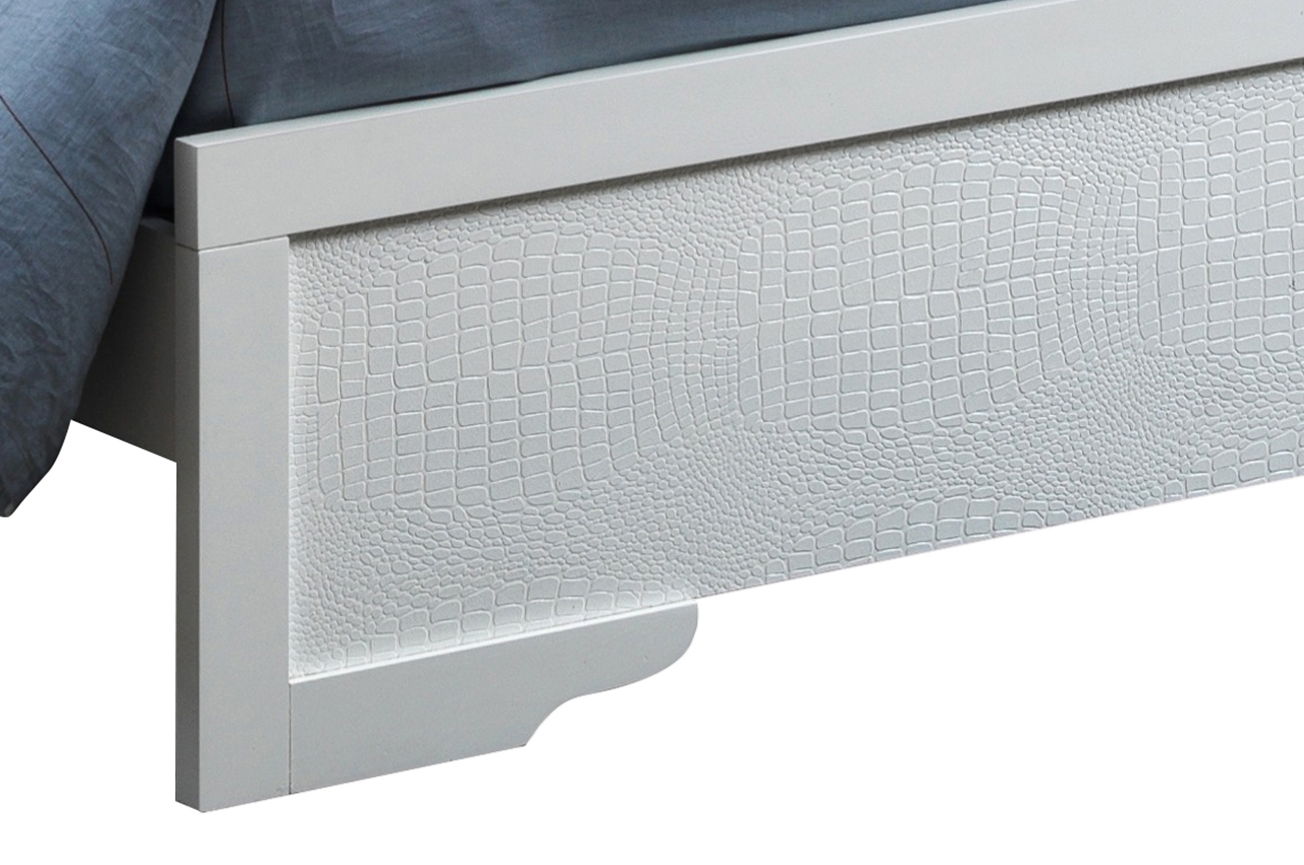 Glory Furniture - Lorana - Bed With LED