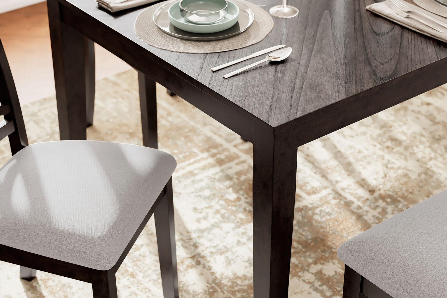 Langwest - Dining Room Table Set (Set of 6) - Brown