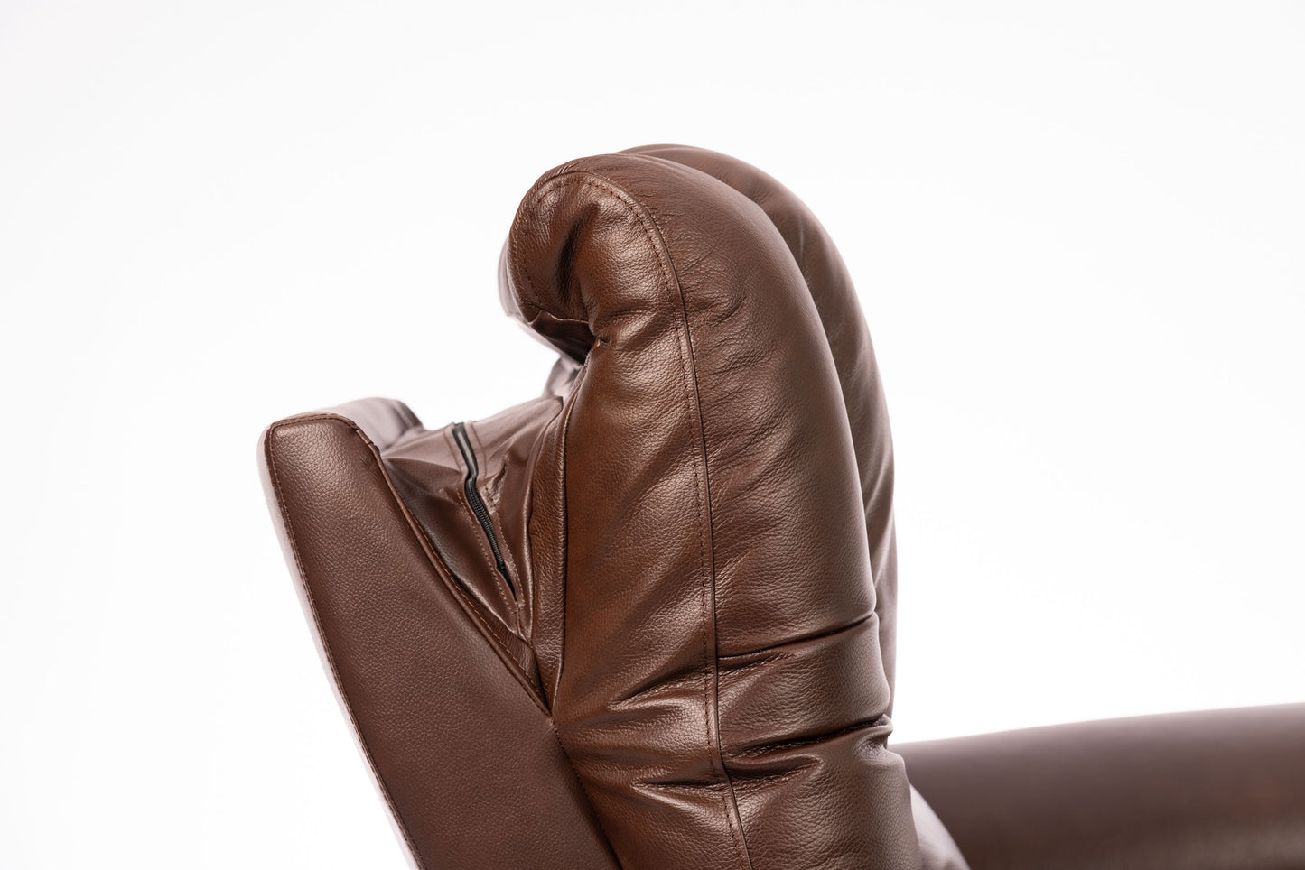 Plush - Recliner - Tavern Brown