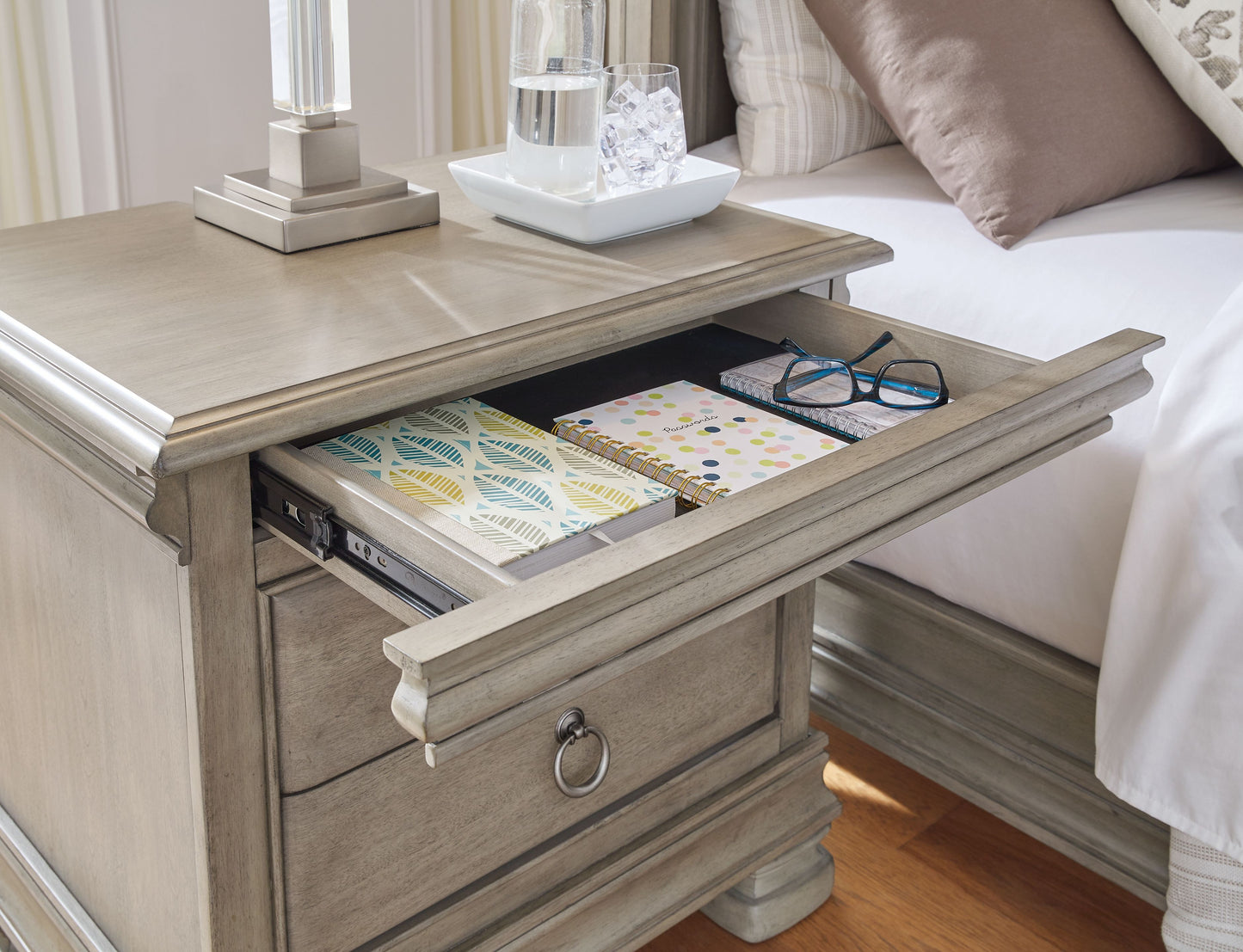 Lexorne - Three Drawer Night Stand - Gray