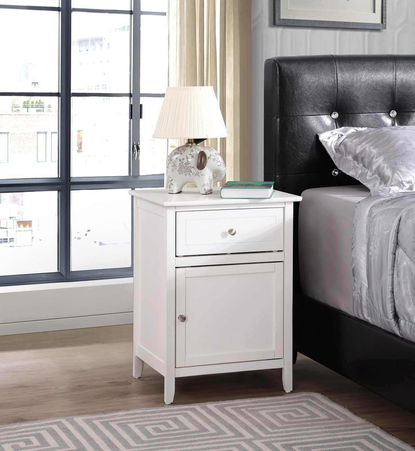 Glory Furniture - Izzy - Drawer And Door Nightstand