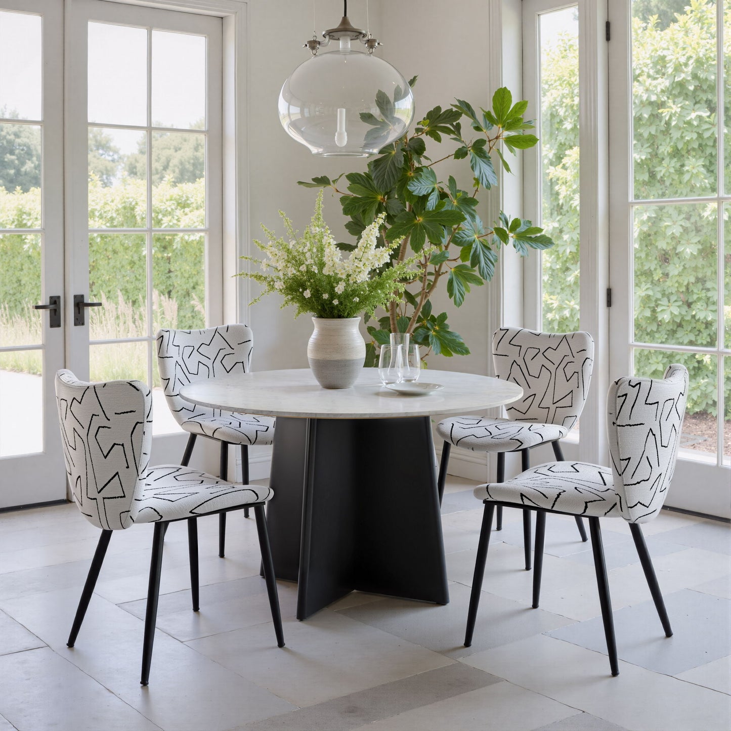 Strela - Dining Table - White & Black