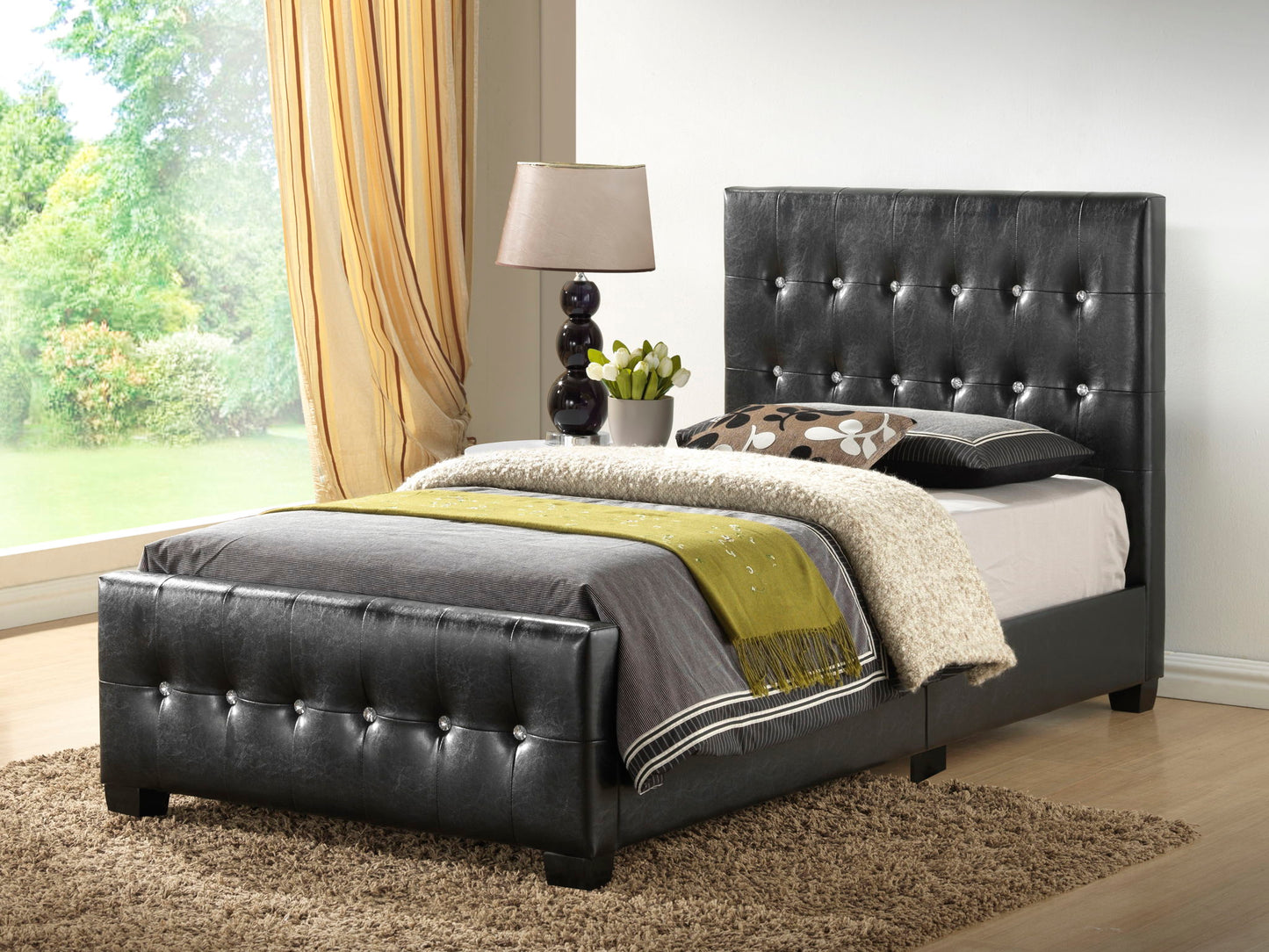 Glory Furniture - Diamond - Bed