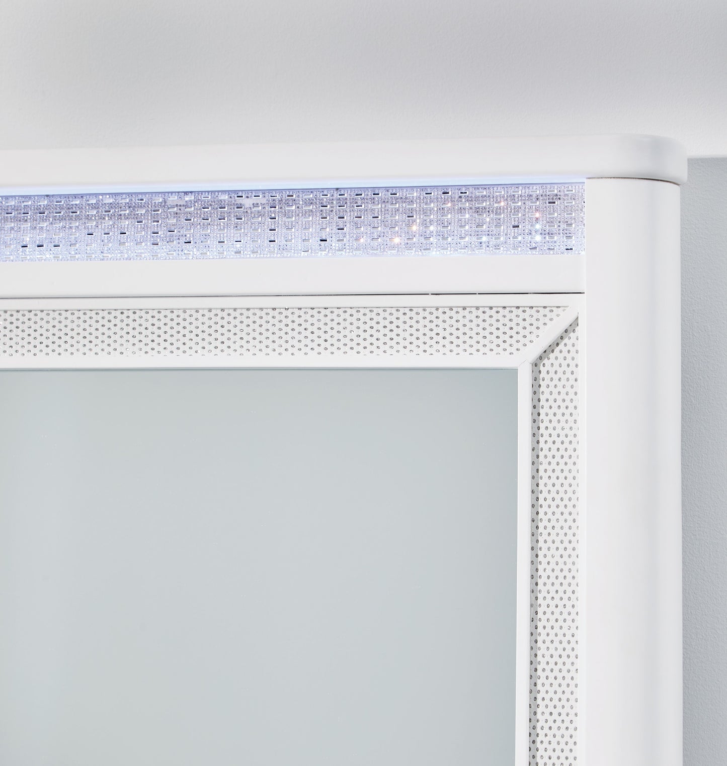 Chalanna - Dresser And Mirror - White