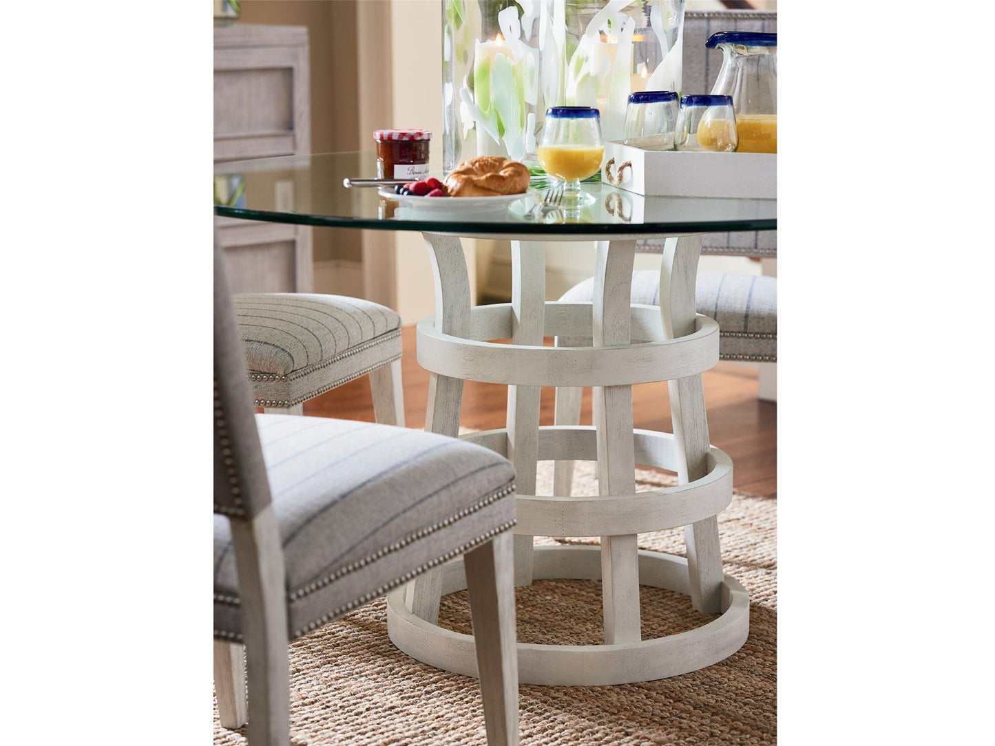 Escape - Dining Table