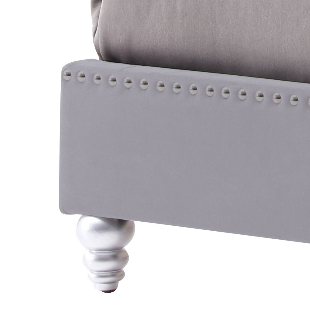 Glory Furniture - Maxx - Tufted Upholstered Bed