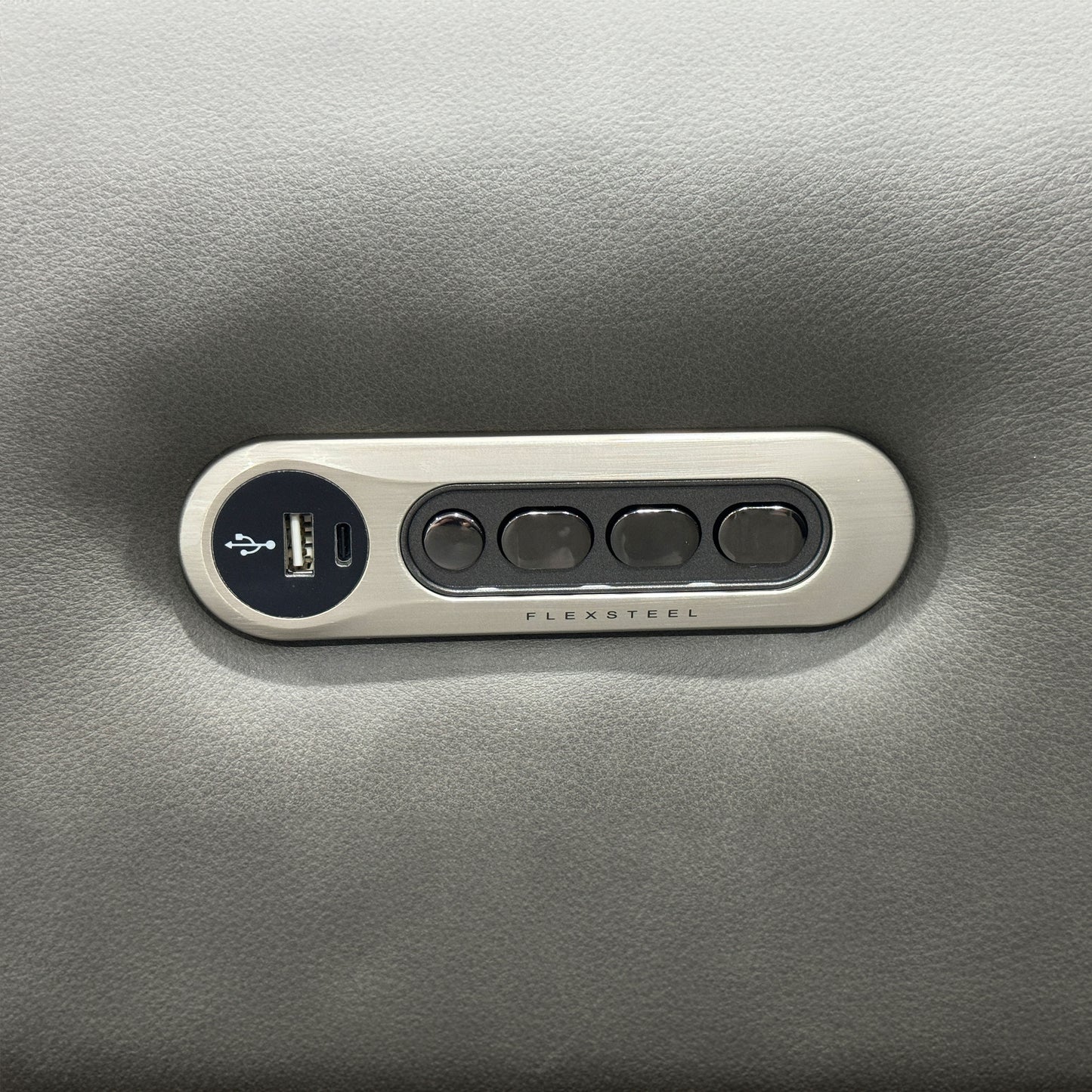 Maxwell - Power Reclining Loveseat