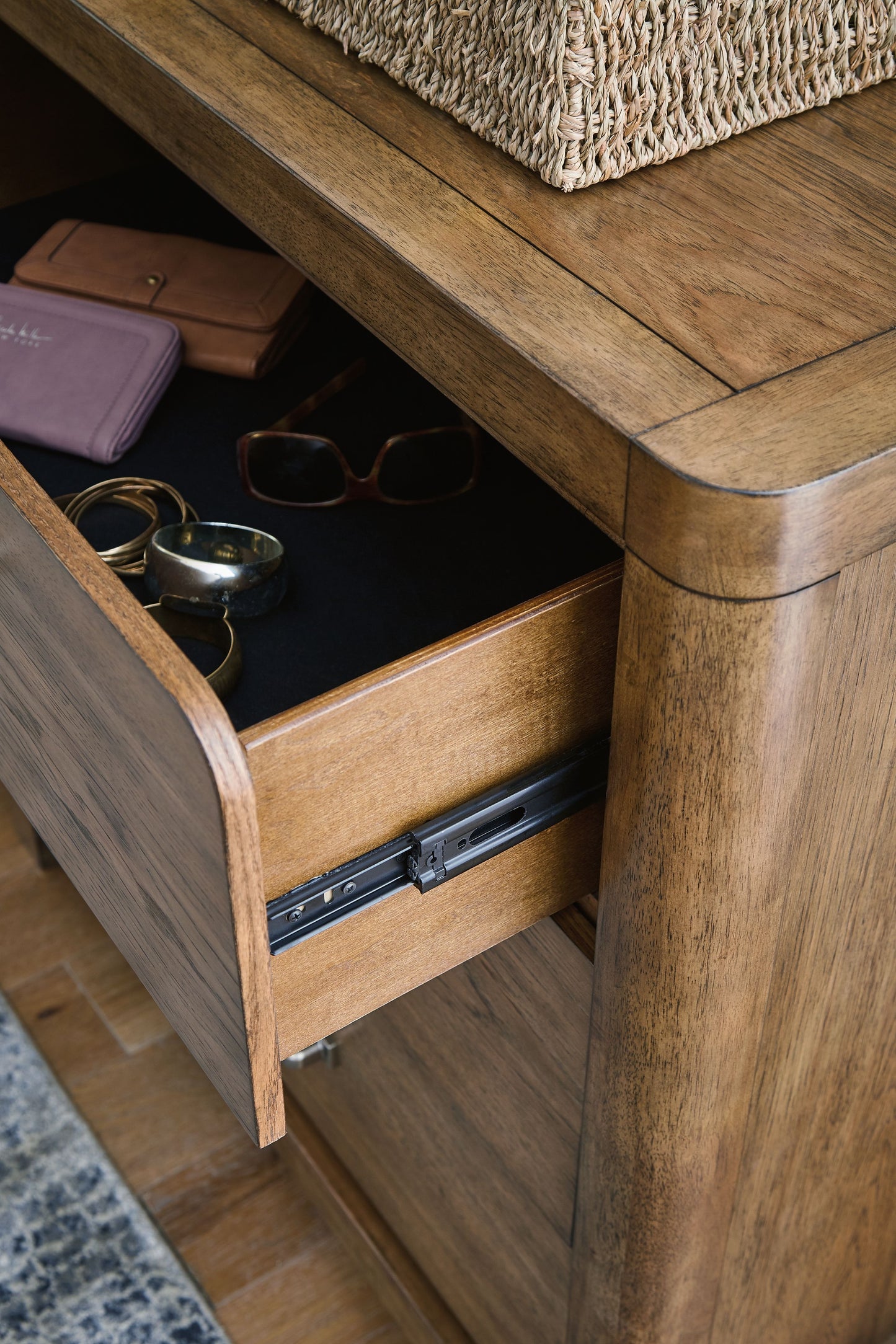 Cabalynn - Dresser And Mirror - Light Brown
