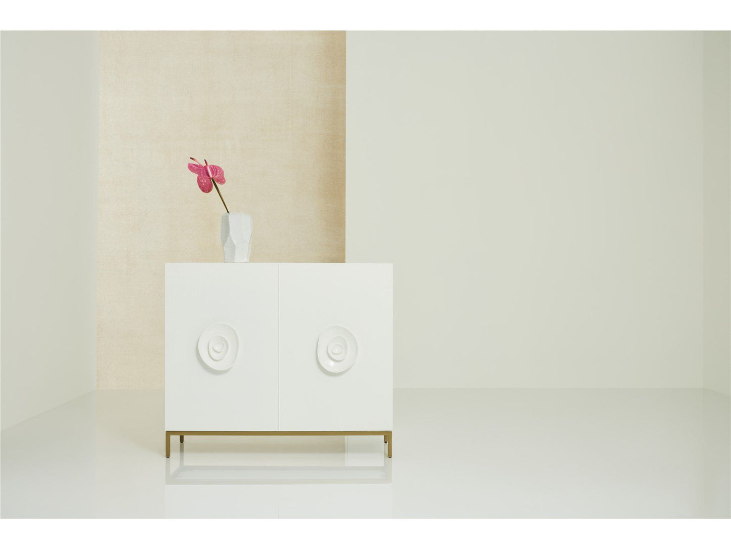 Tranquility / Miranda Kerr Home - Fleur Hall Chest - White