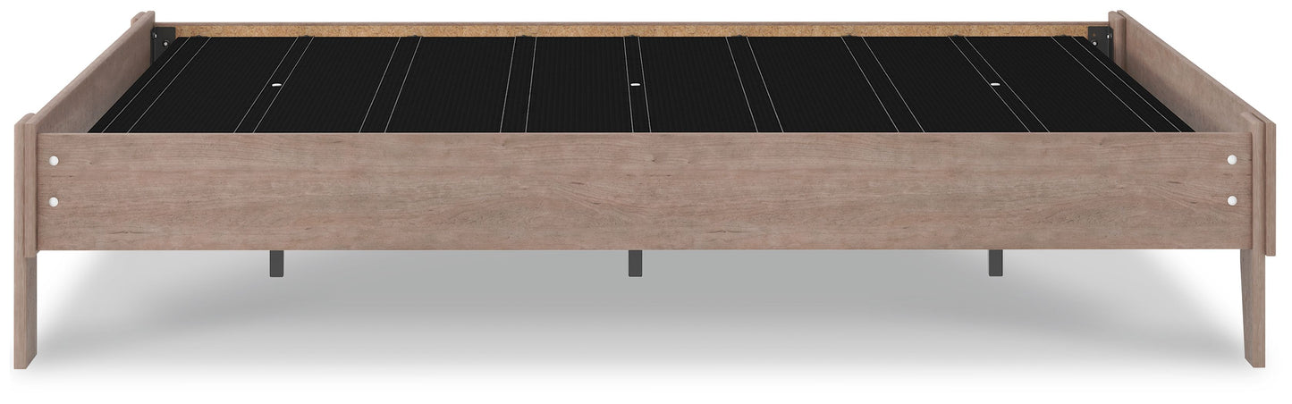 Flannia - Platform Bed