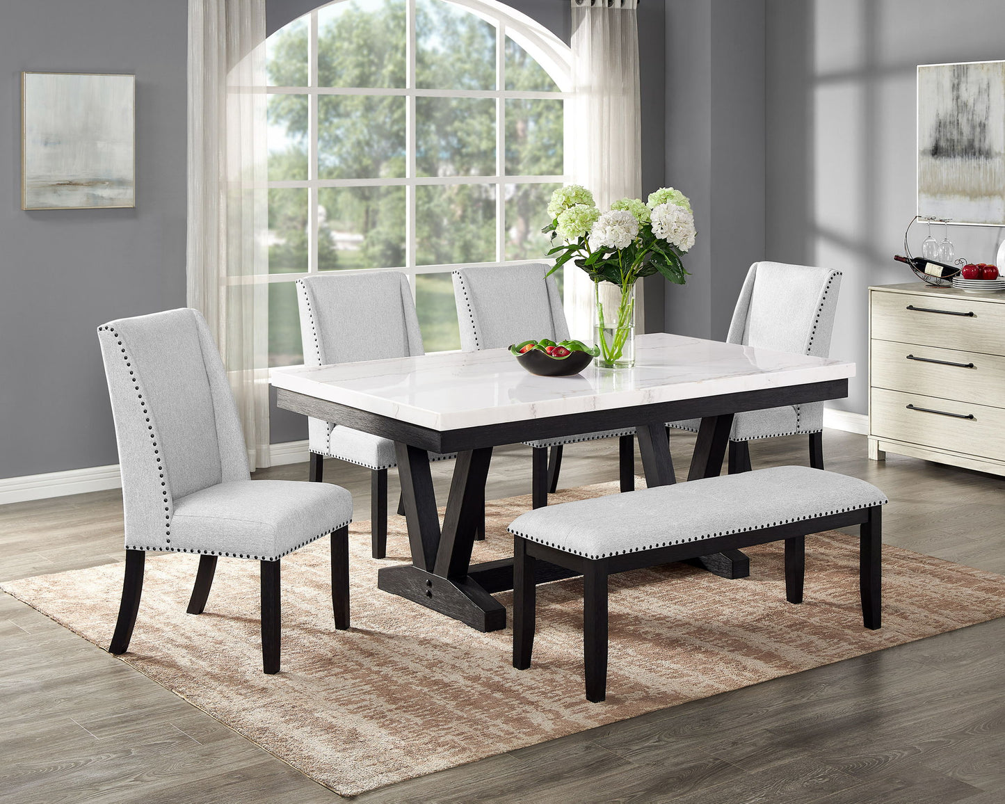 Varley - Rectangular Dinnig Room Set