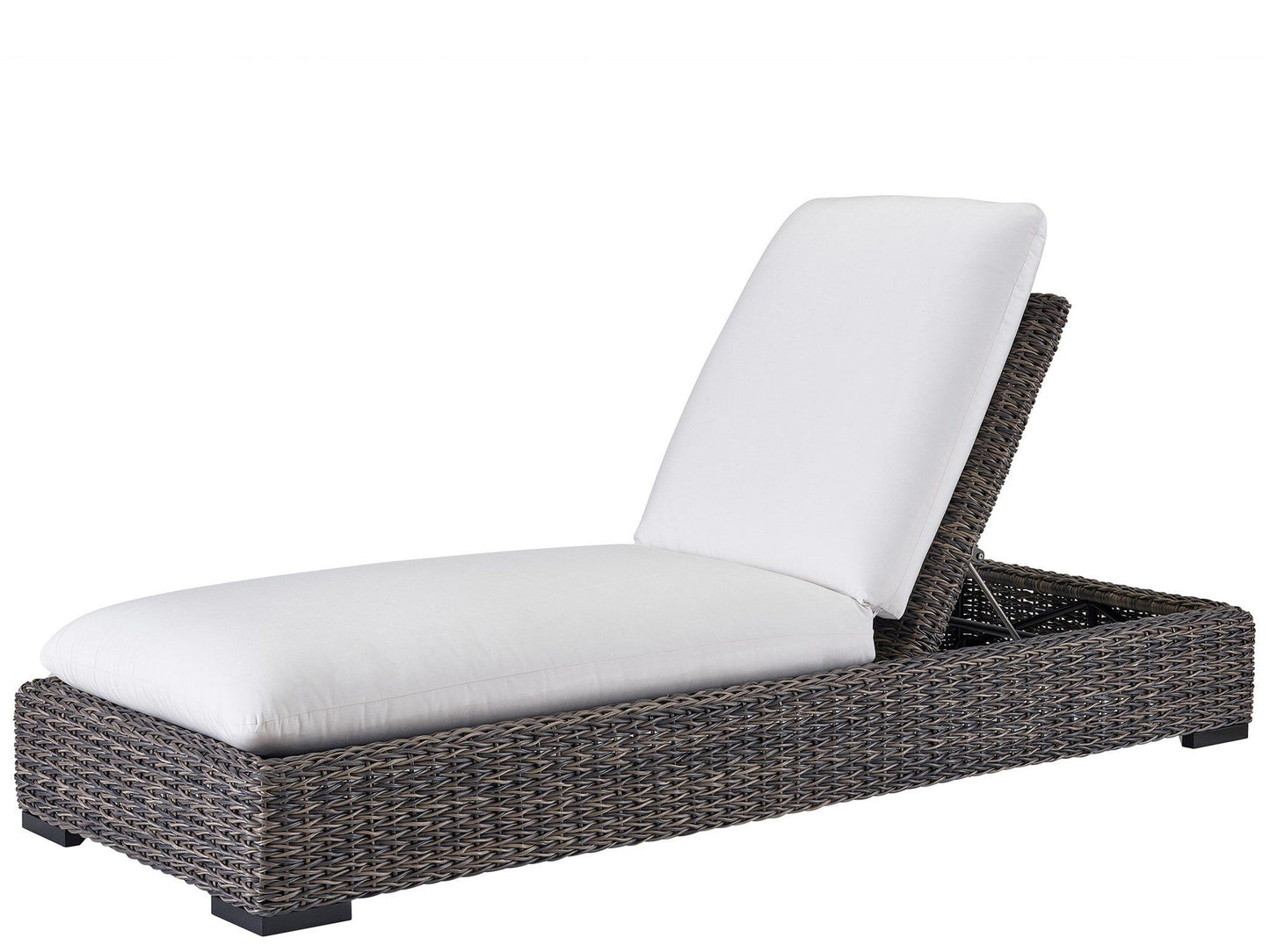 Coastal Living Outdoor / Montauk - Chaise Lounge - Dark Gray