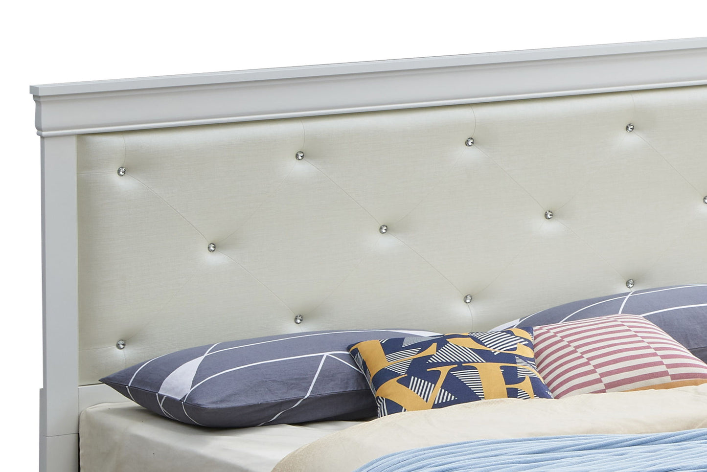 Glory Furniture - Lorana - Upholstered Bed