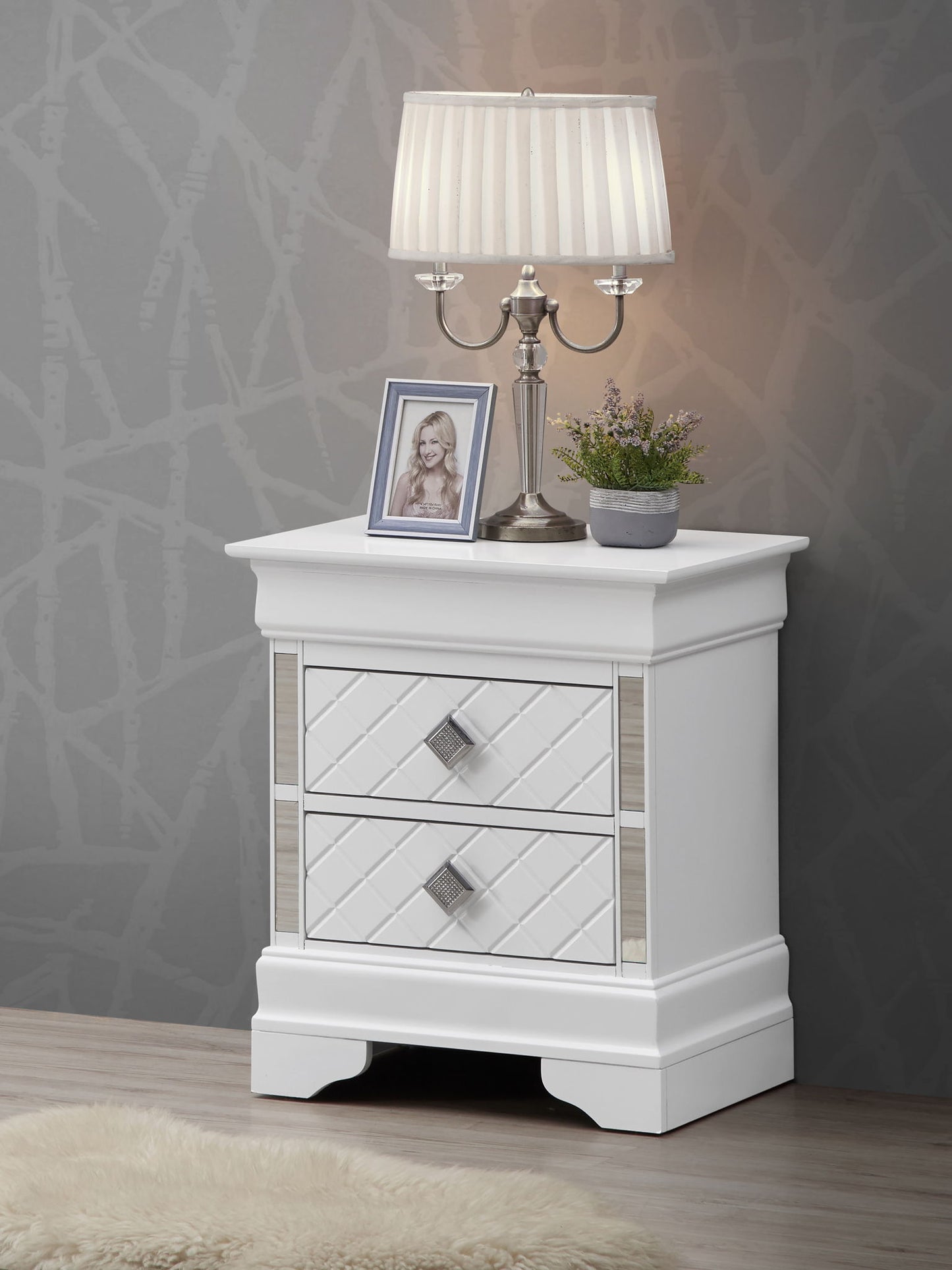 Glory Furniture - Verona - Nightstand