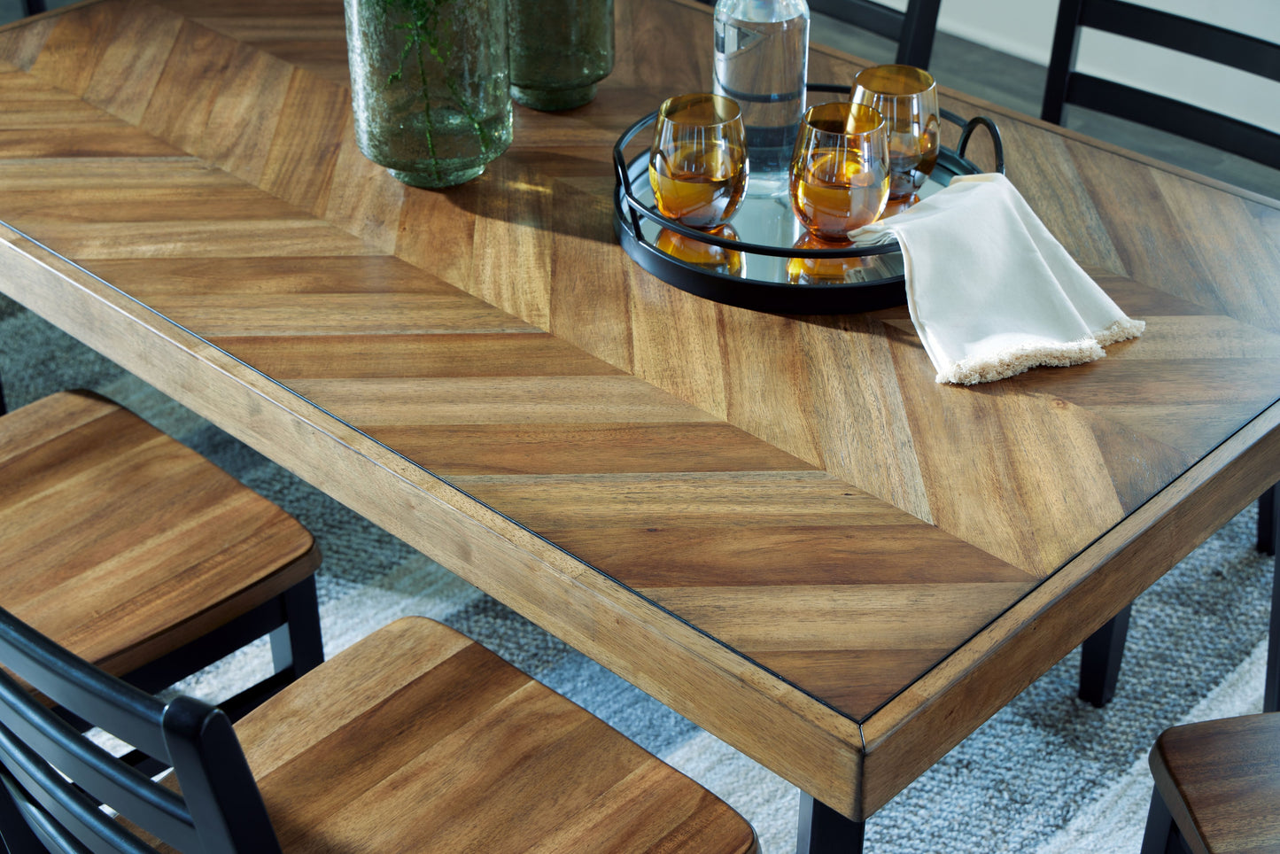 Blondon - Rectangular Drm Table Set (Set of 7) - Brown / Black
