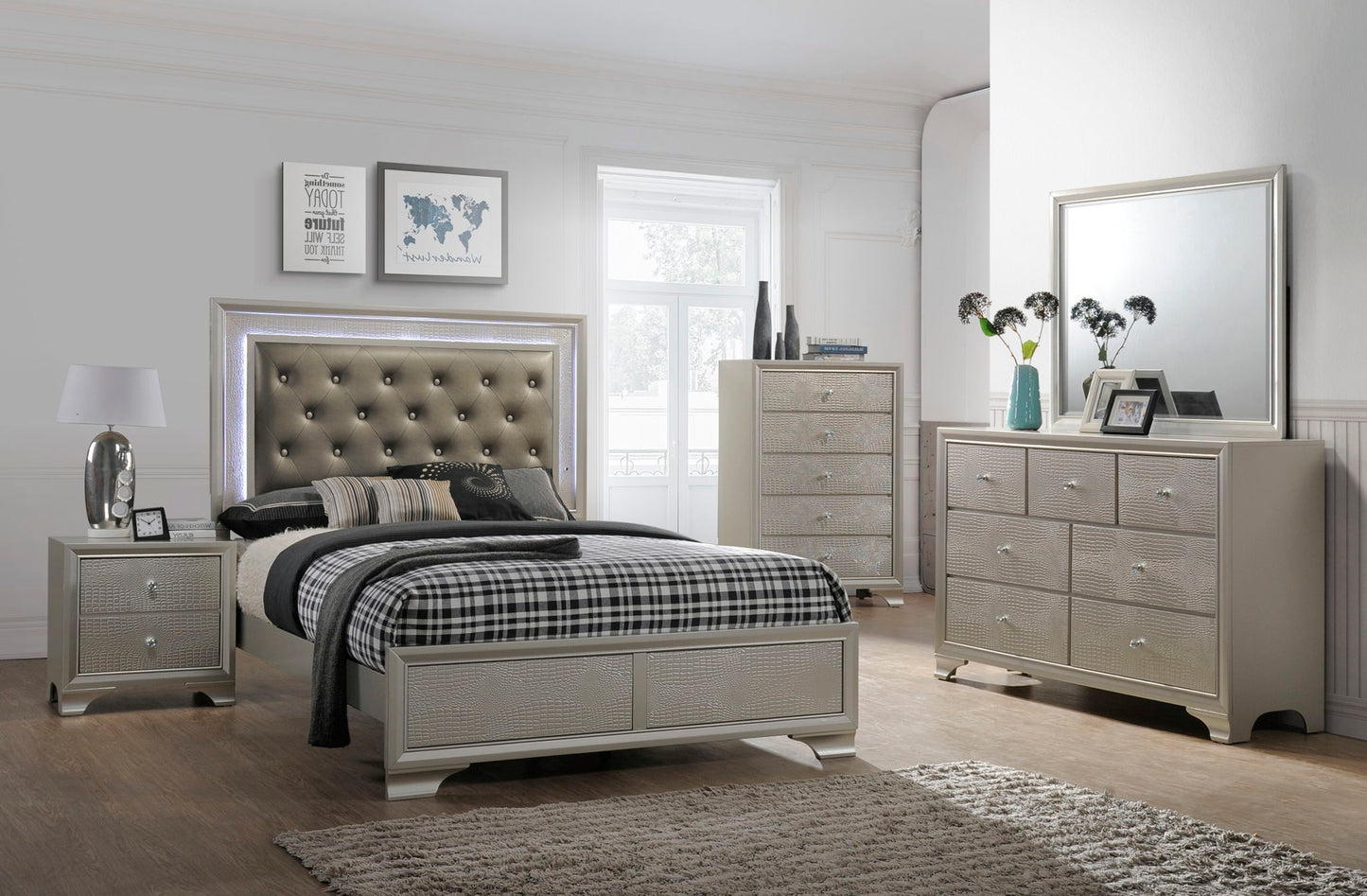 Lyssa - Bed