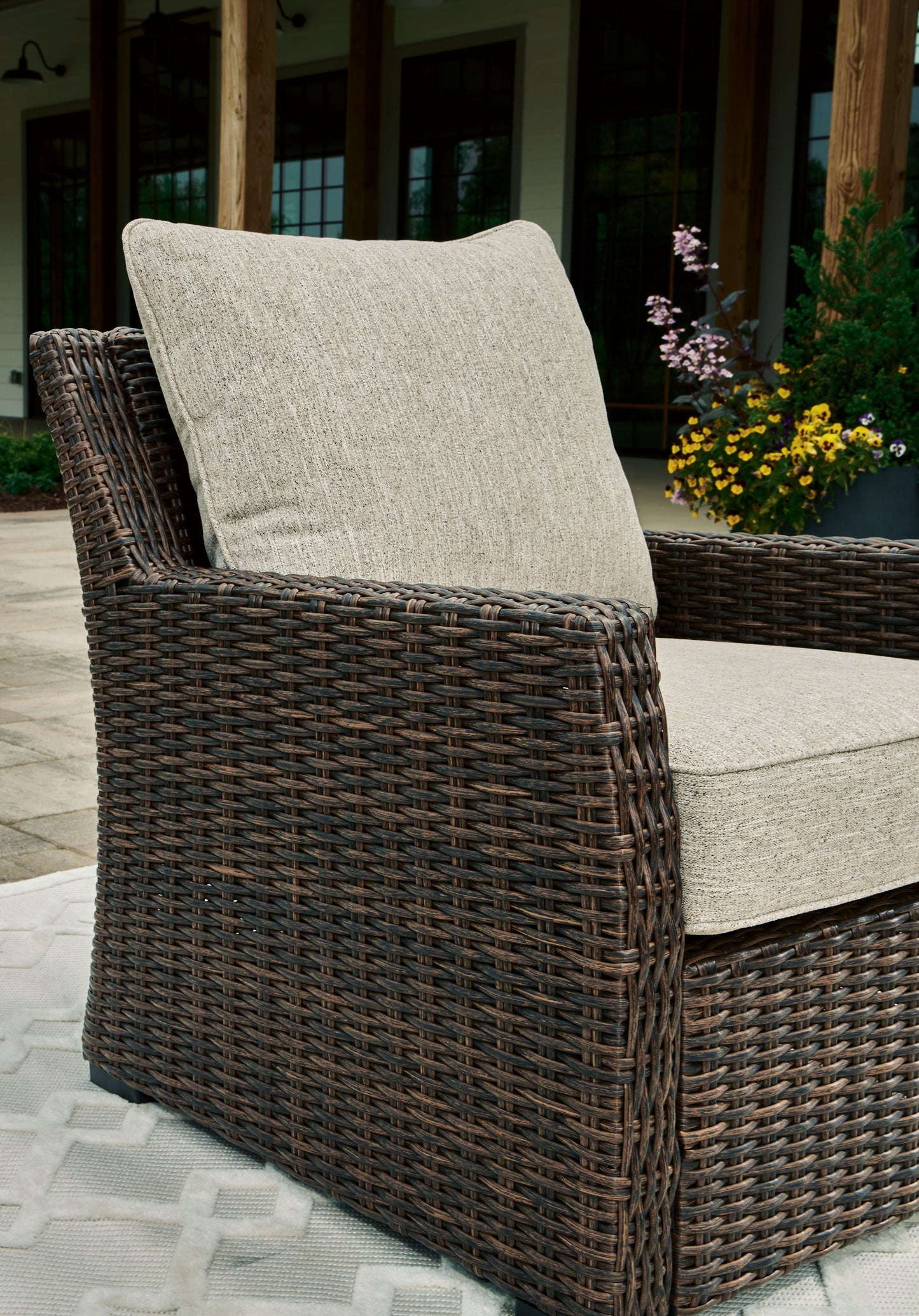 Brook Ranch - Lounge Chair With Cushion - Brown