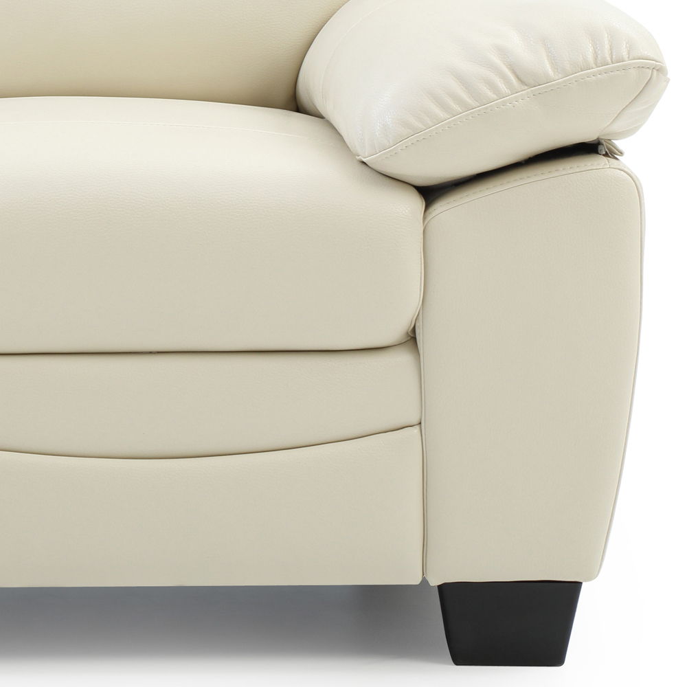 Glory Furniture - Marta - Loveseat