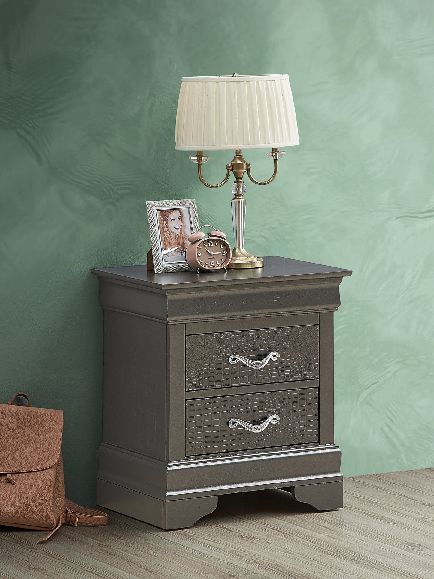Glory Furniture - Lorana - Nightstand