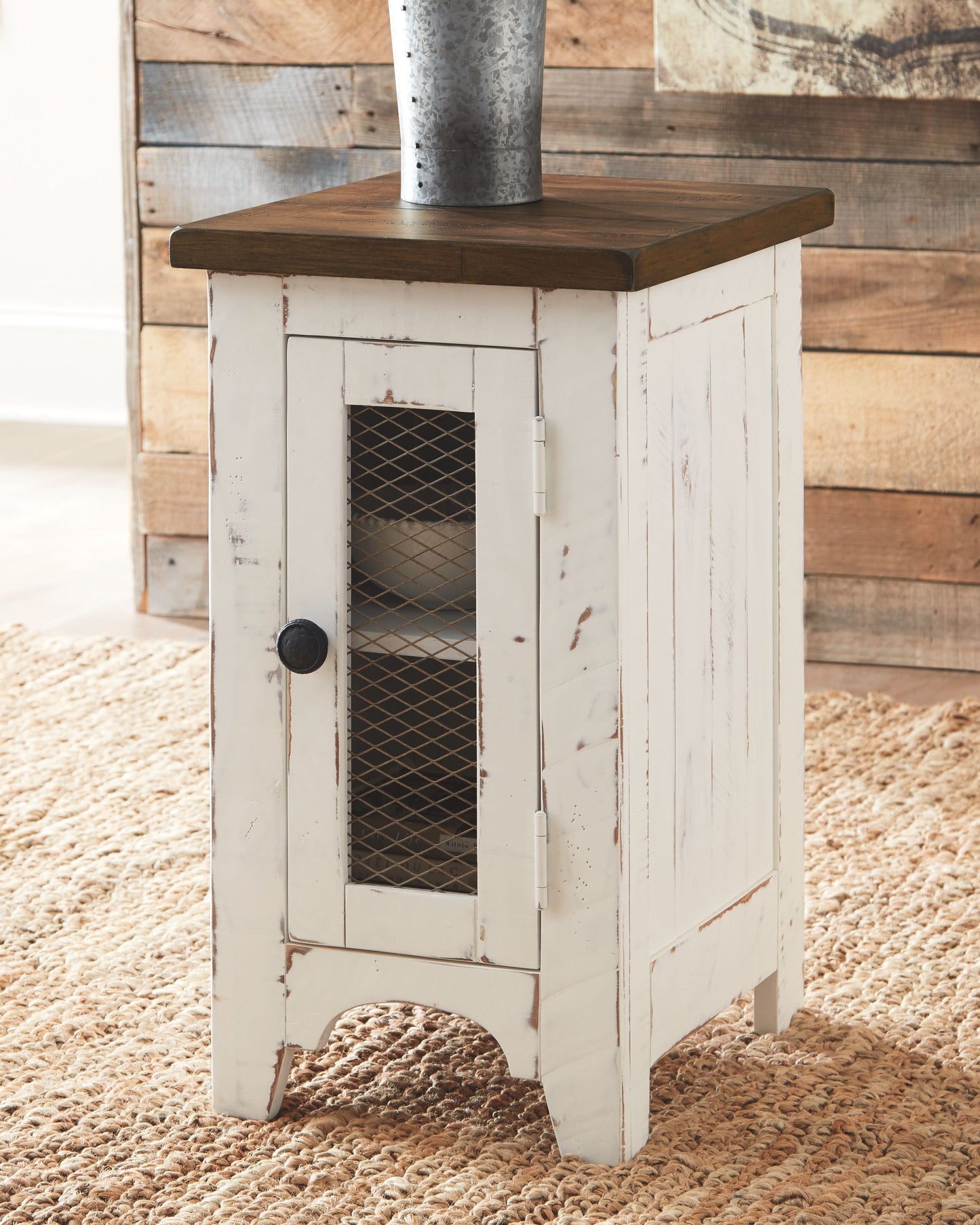 Wystfield - White / Brown - Chair Side End Table