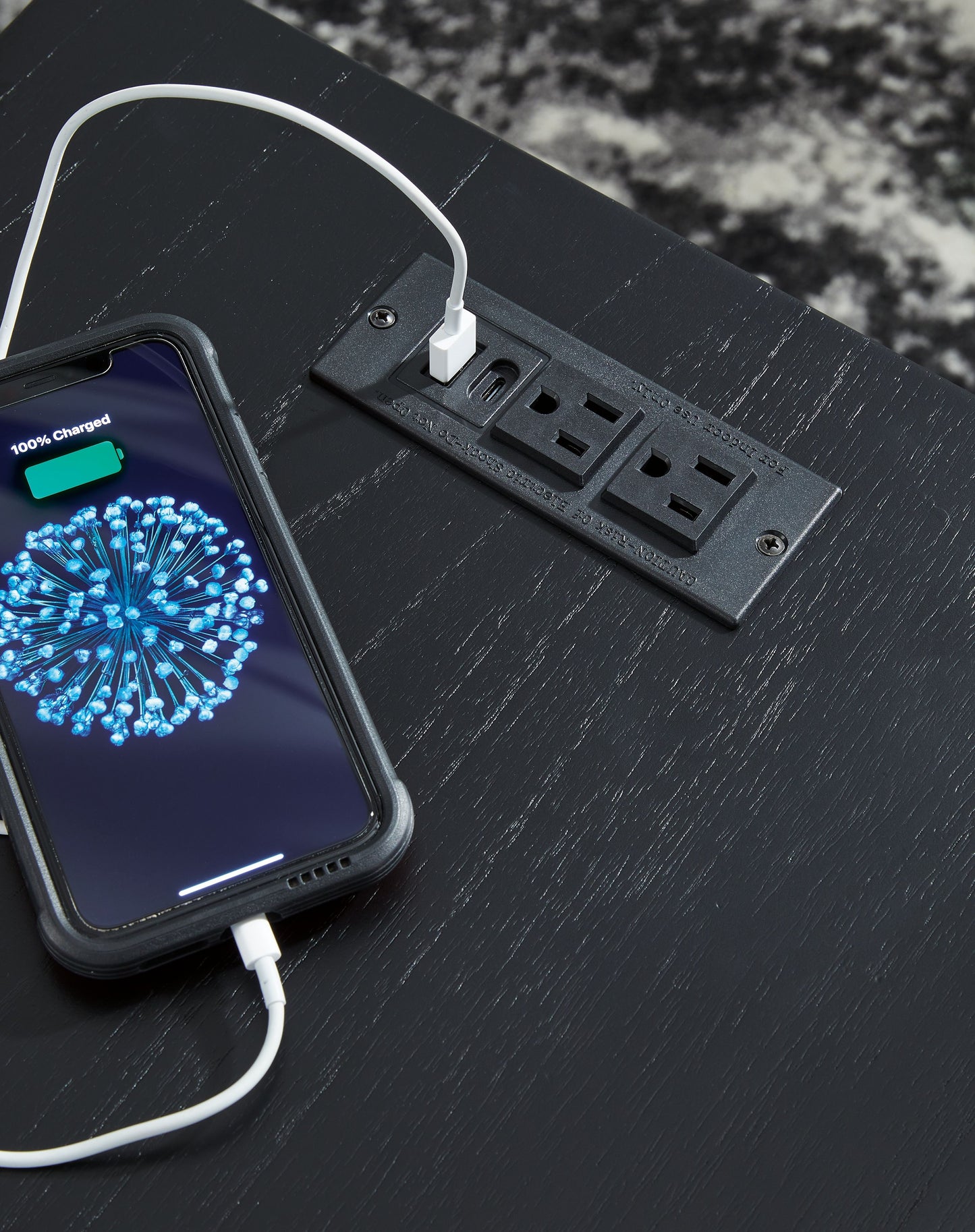 Winbardi - Chair Side End Table - Black