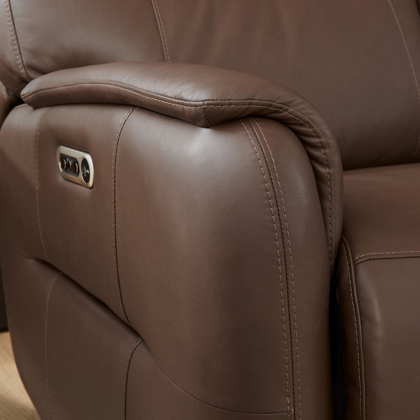 Wilson - Power Reclining Loveseat