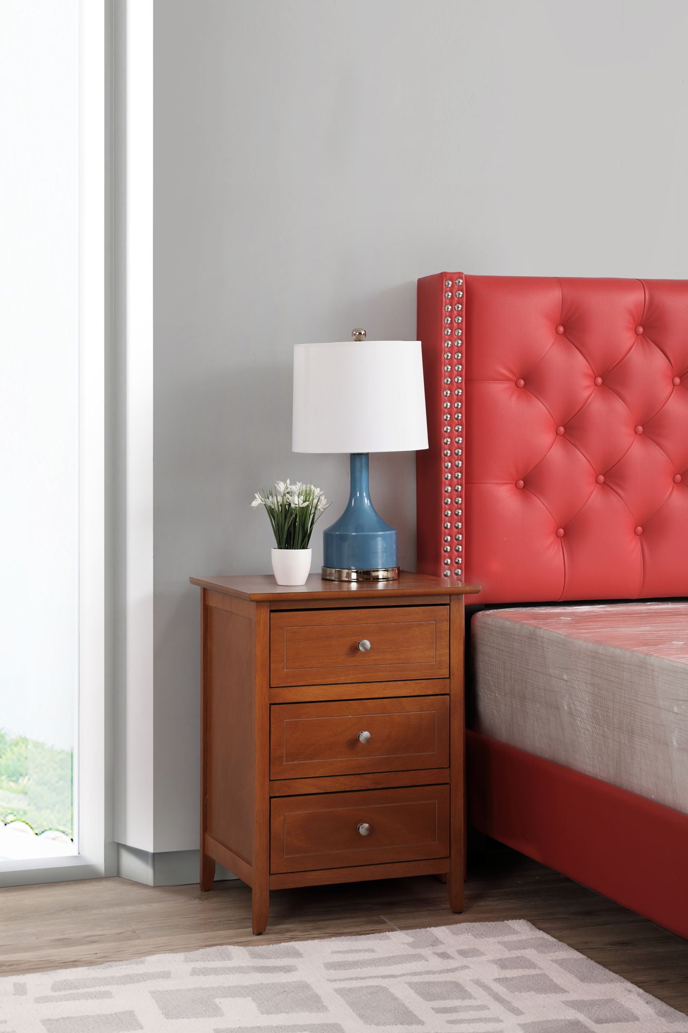 Glory Furniture - Daniel - 3 Drawer Nightstand