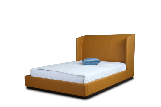 Lenyx Saddle Queen Bed
